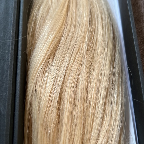 #24 -18” Beyond the Beauty 100% human hair - clip extensions - Picture 4 of 10